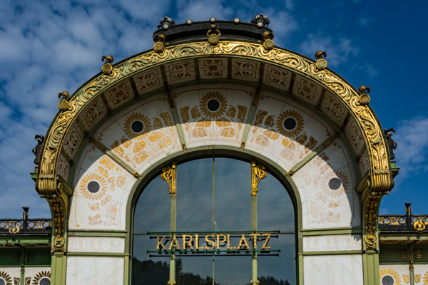 image -Karlsplatz